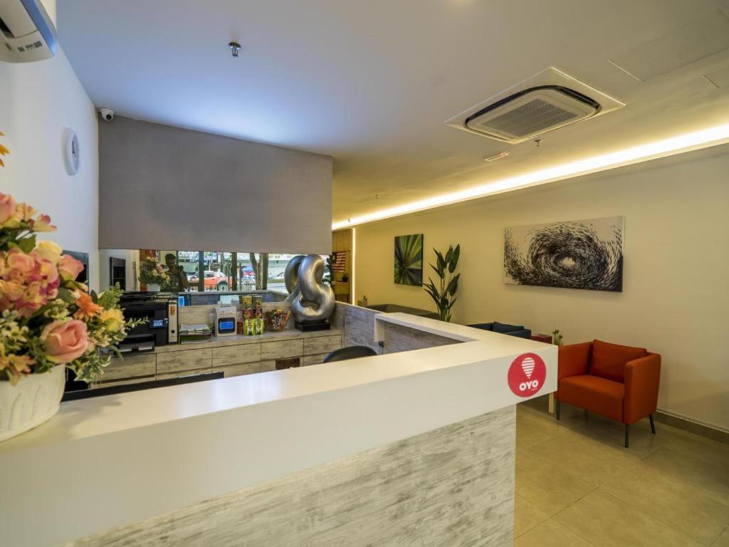 Oyo 264 City Edge Hotel Kuala Lumpur Exterior foto